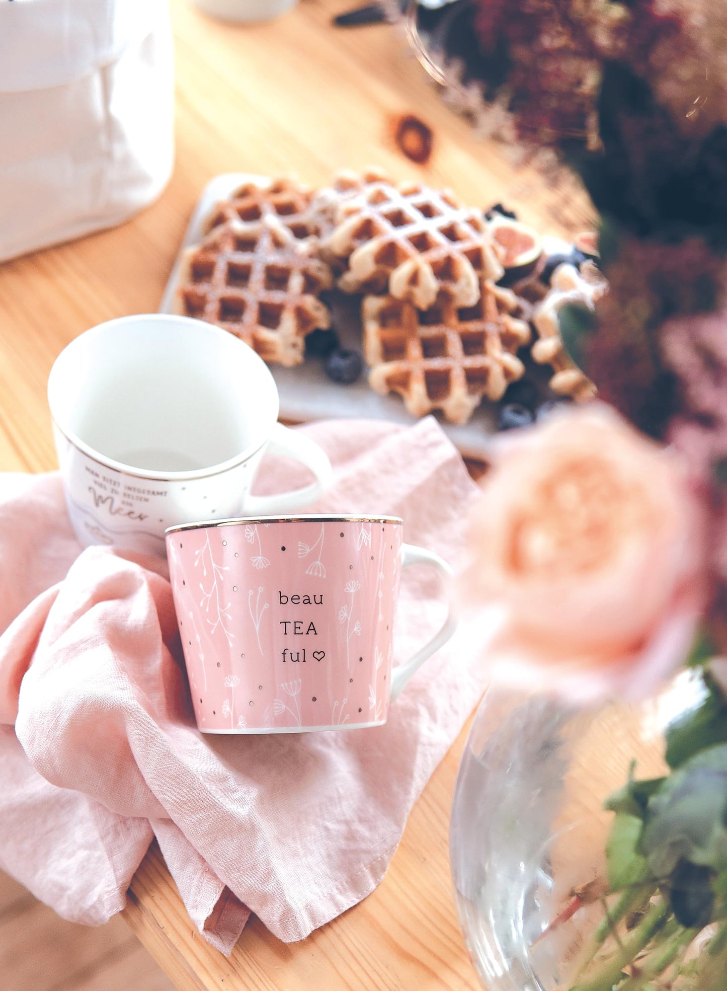 Grafik-Werkstatt Tazza da caffè con Oro vero al 100% | Tazza in porcellana | 420 ml | Cuore con bouquet