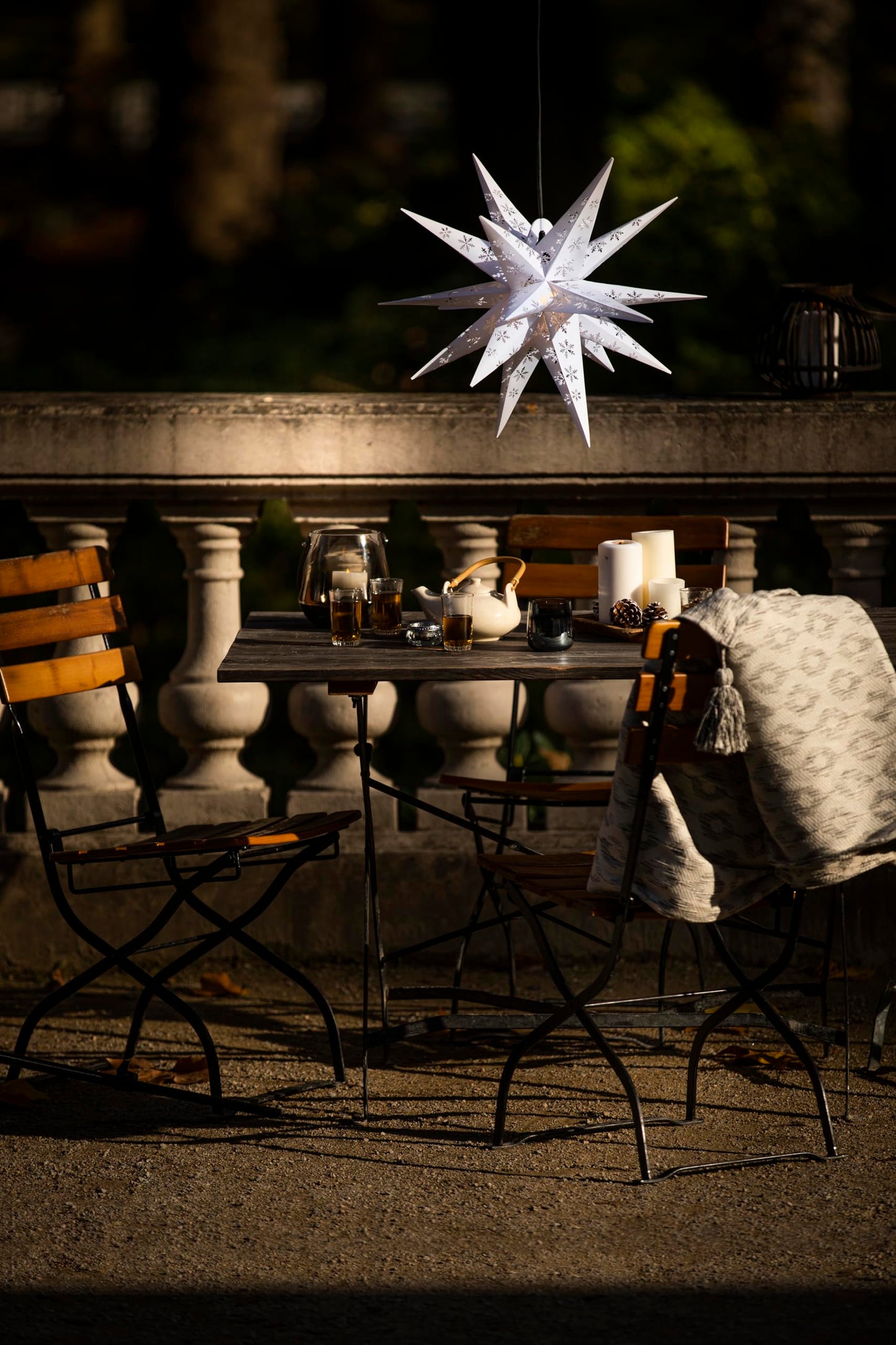 Sterntaler Decorative Star | Christmas Star with Snowflake Design | Folding Star | White | 55cm | Outdoor | Light Bulb | Power Plug