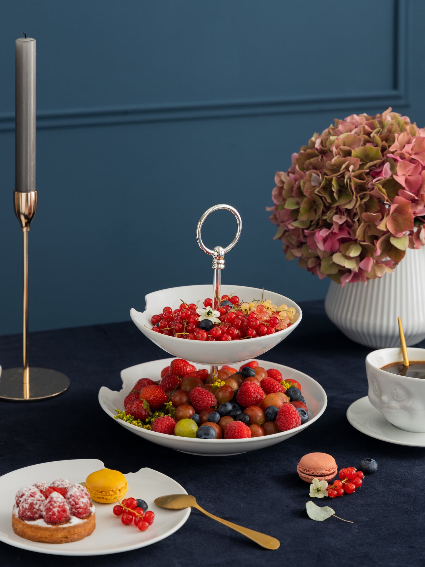 FIFTYEIGHT Food Tempel mit Biss, Etagere 2-stufig, Porzellan, Made in Germany